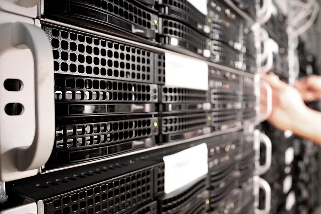 server, cloud, development, business, network, connection, technology, internet, web, database, analysis, application, colors, design, management, designer, developer, gray business, gray technology, gray clouds, gray network, gray internet, gray design, gray company, gray web, gray color, gray server, gray management, server, server, server, server, server, database, database. How to read technical SEO demand signals without overclaiming